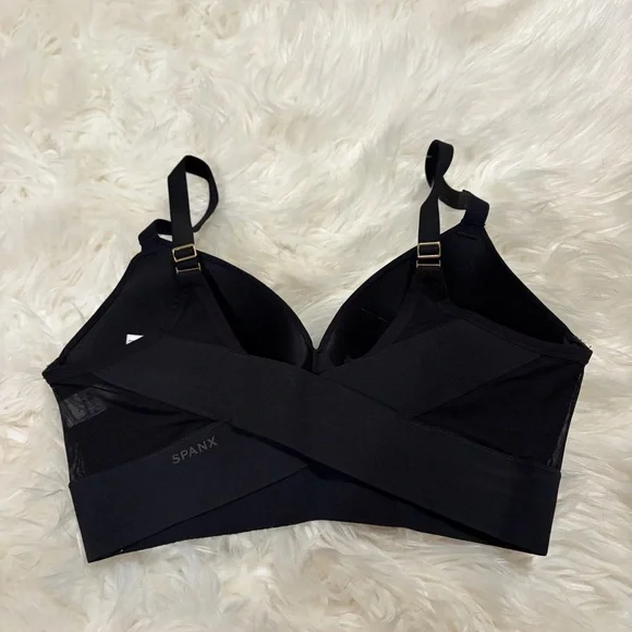 SPANX black Workout‎ to Waves Mesh Panel Sports Bra size S - Picture 3 of 6
